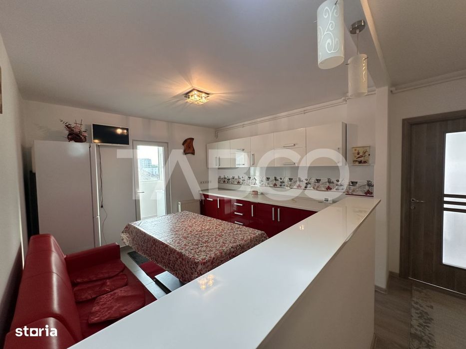Apartament renovat de inchiriat 2 camere 2 balcoane Central Sibiu