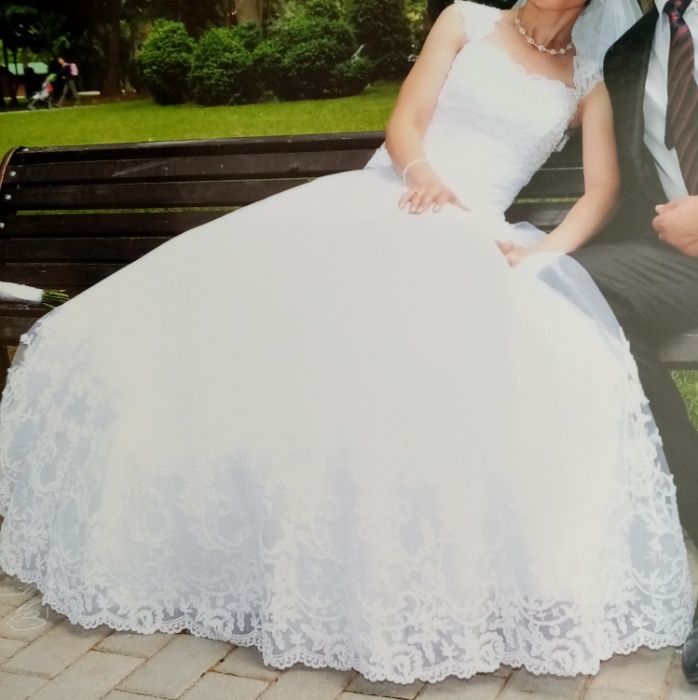 Vînd rochie mireasă