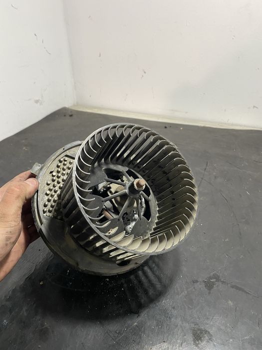 Motoras aeroterma ventilator bord Volkswagen VW Passat B6 3C1820015G