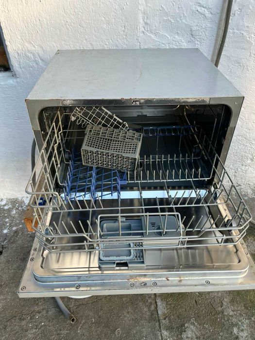 Съдомялна машина Candy със спукано казанче за ремонт