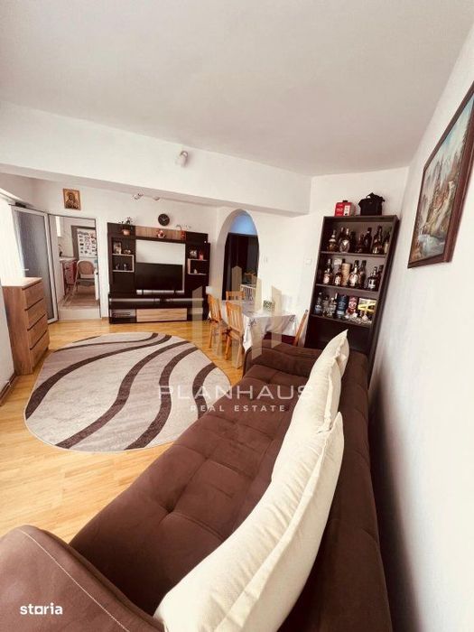 Apartament 2 camere - Republicii intersectia cu b-dul Traian ,Baia Mar — fotografia 1