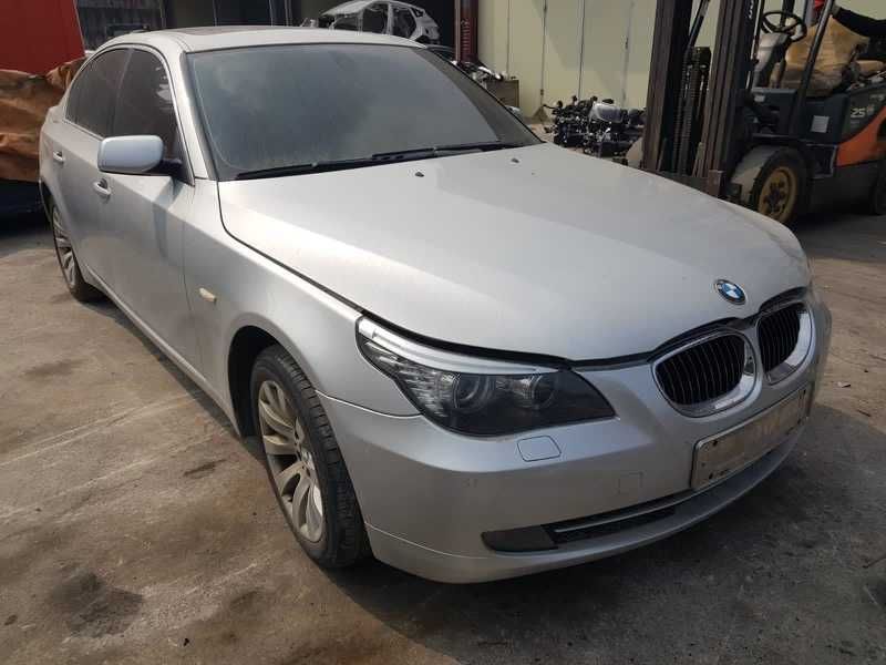 Капот на BMW 5-series E60 2008 год