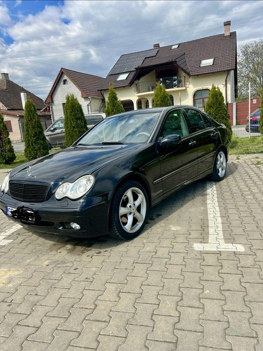 Vand Mercedes C220