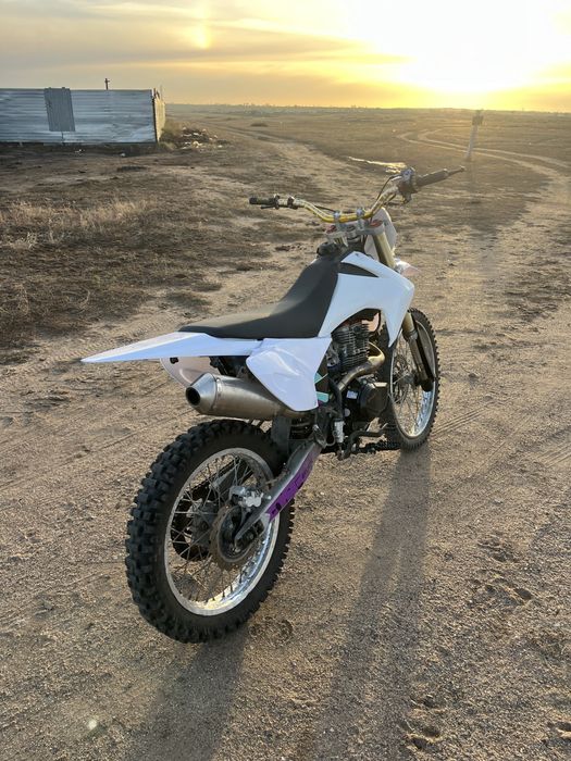 Продам эндуро 300кую