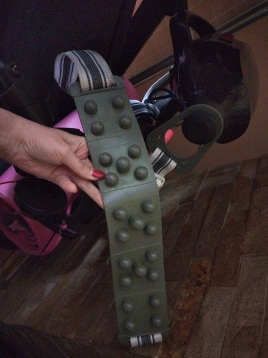 СПЕШНО!!!Бягаща пътека с вибромасажор fit101