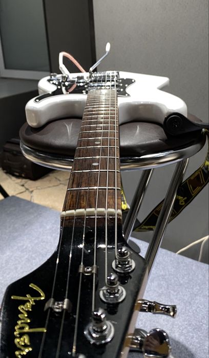 Электрогитара Fender stratocaster