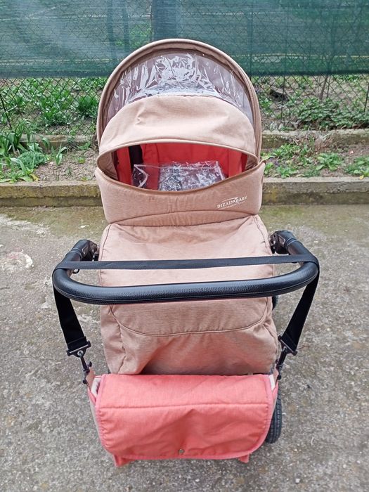 Трансформираща се бебешка количка