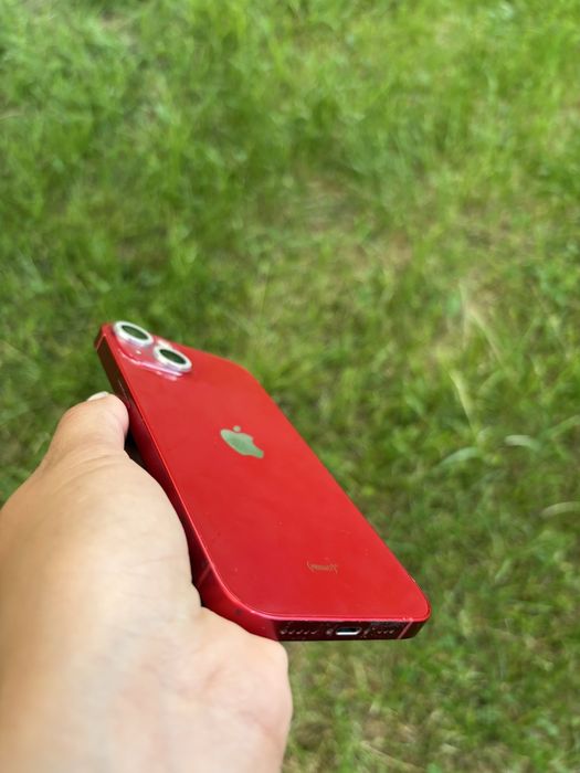 Vând iphone 13 in stare foarte bună