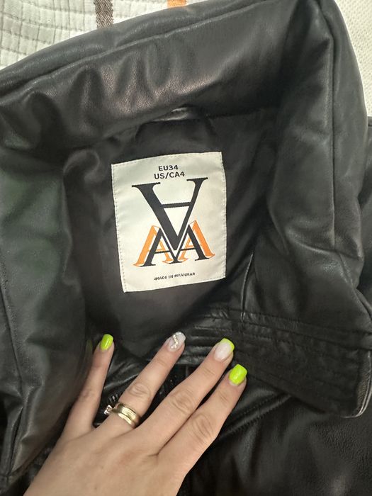 Vesta piele ecologica marime 34