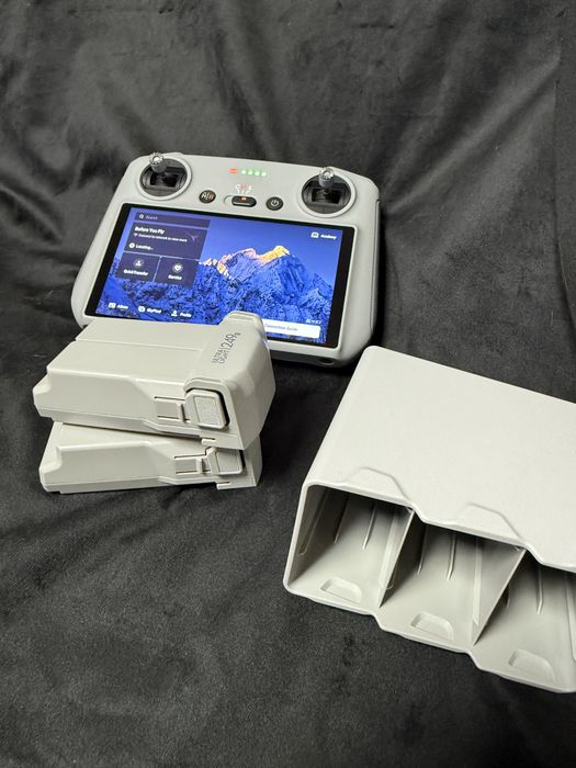 Drona dji mini 3