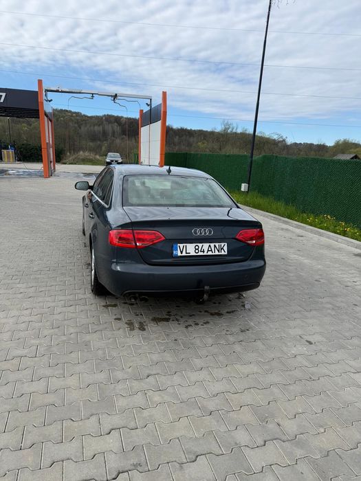 Vând Audi A4B8 2012
