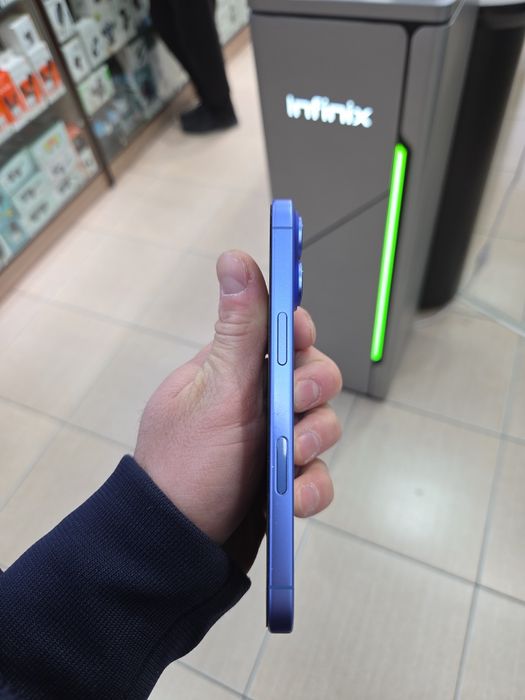 Iphone 16 128gb 1sim ultramarine 100% ideal