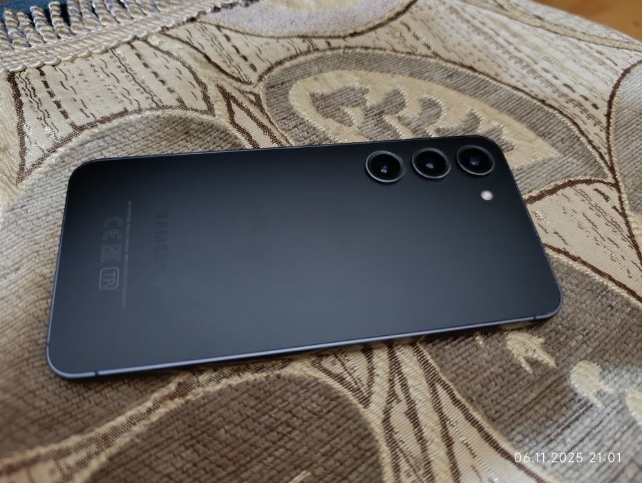 Samsung galaxy s23 128гб