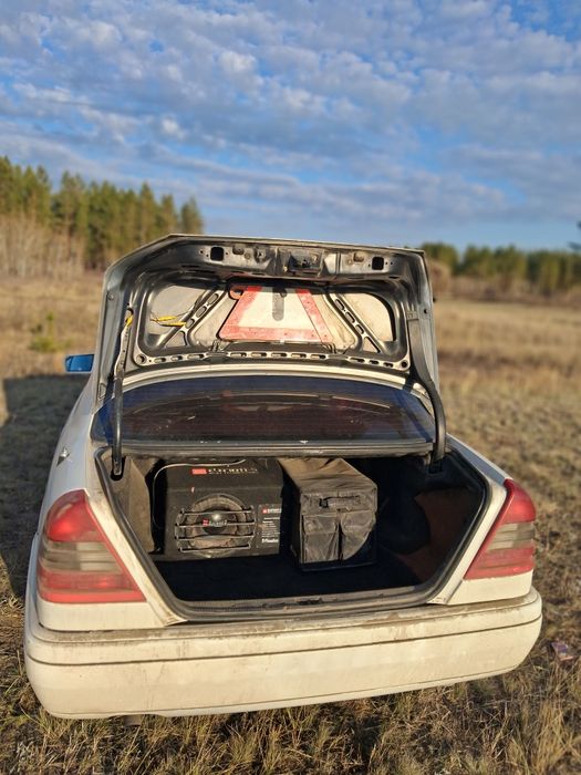 Продам машину на ходу