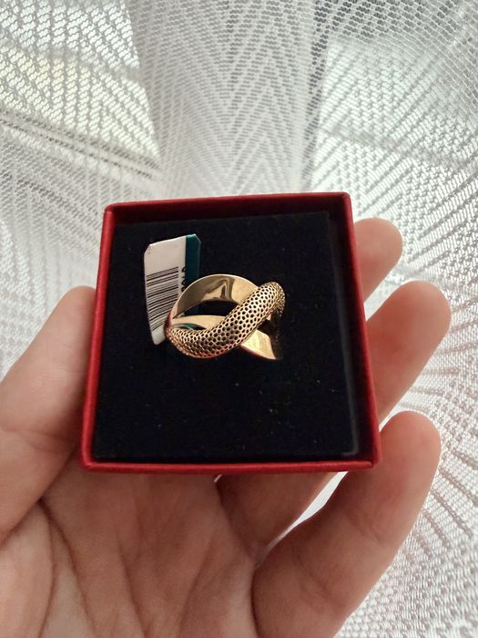 Кольцо золотое..