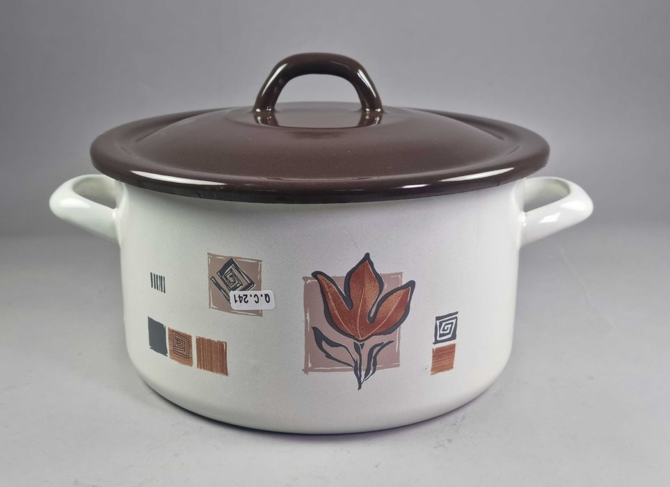 Емайлирана тенджера