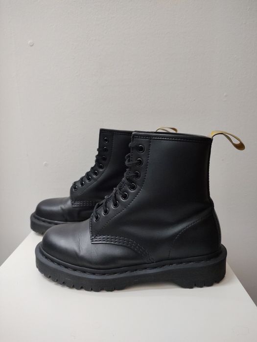 Dr.Martens1460 Bex Mono 8 Eye кубинки 38 номер
Кубинки Vegan 1460 Bex