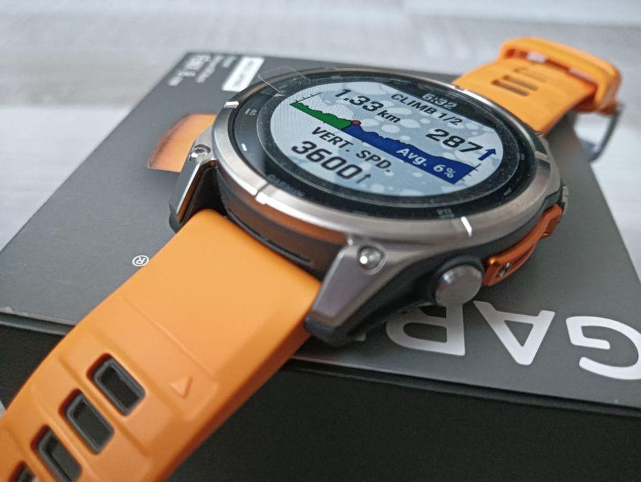 NOU Garmin Fenix 8 Titanium Sapphire