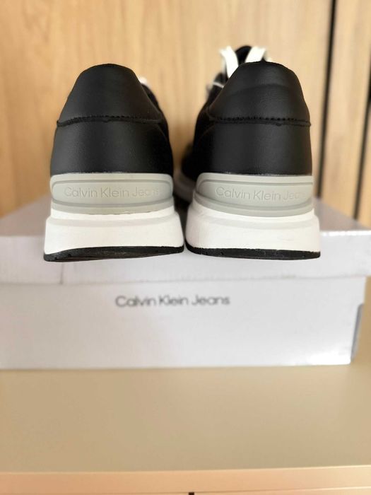 Нови маратонки Calvin Klein