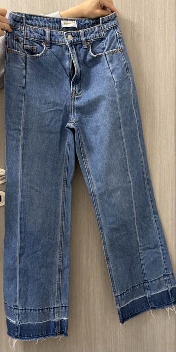 Zara; Stradivarius