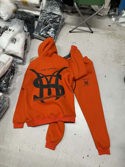 Trening de băieți . MBS portocaliu