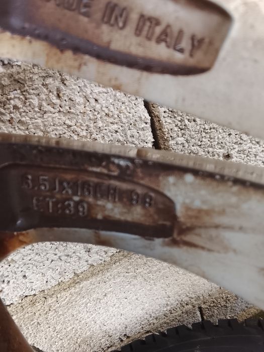 Зимни гуми със джанти