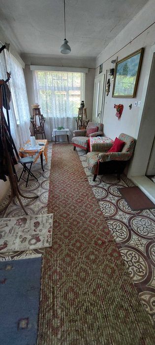 Casa spatioasa cu gradina si mult potential in podgoriile Aradului