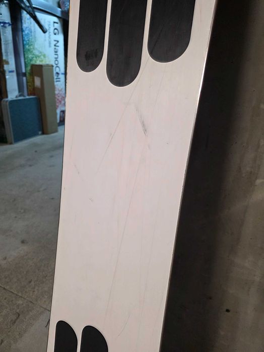 сноуборд Bataleon evil twin 155