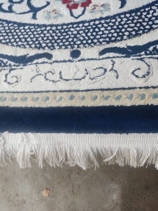 Продам ковры срочно