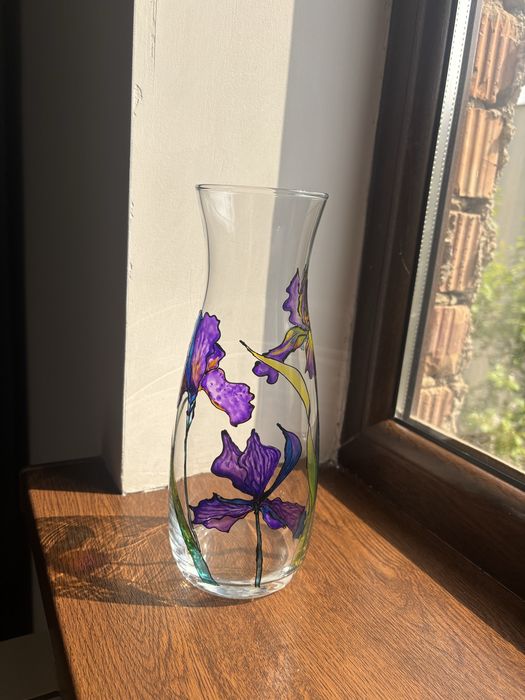 Ваза расписанная красками