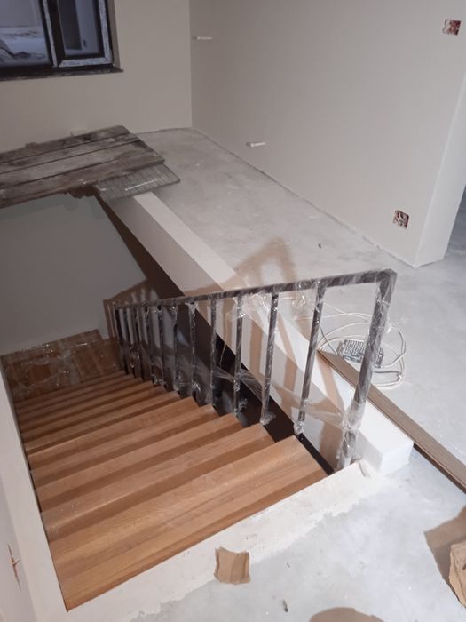 Scări interioare și exterioare