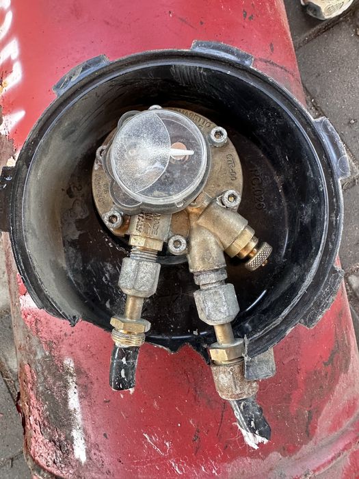 Авто газ балон и редуктор