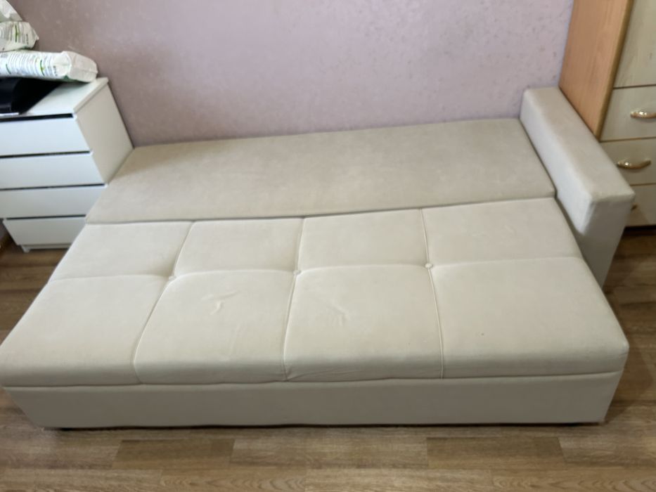 Продам диван в хорошем состоянии