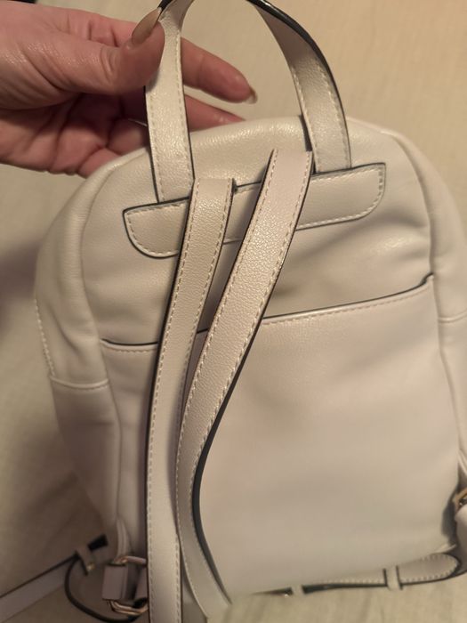 Дамска бежова раница Lui Jo