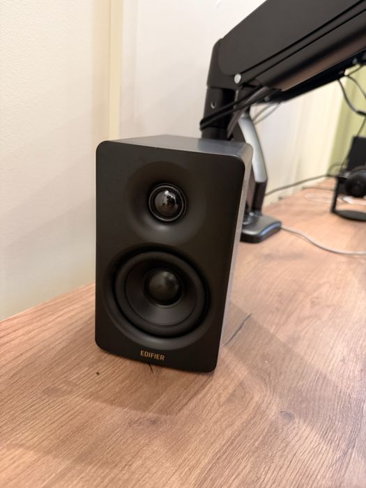 Колонки Edifier M60 Black черные