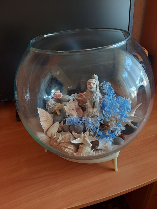 Продам аквариум 20л