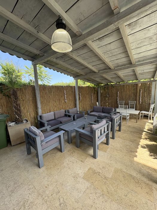Cazare Apartamente in VILA CU PISCINA