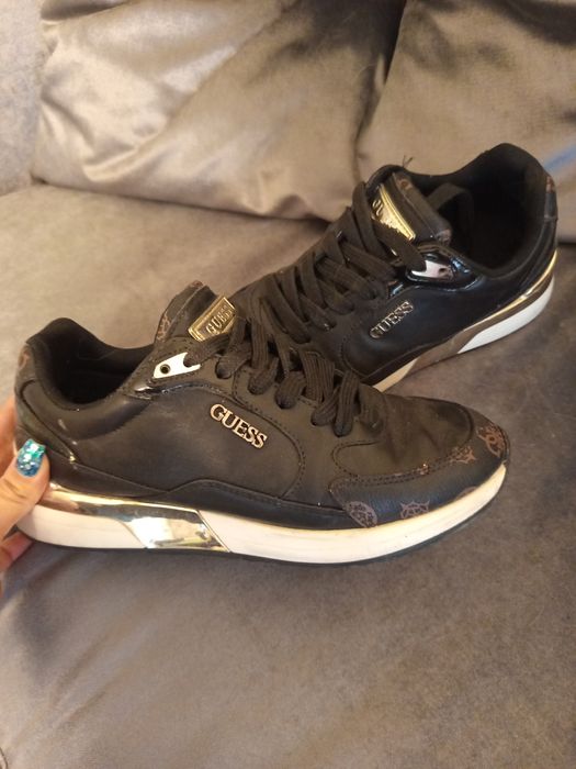 Guess оригинални маратонки