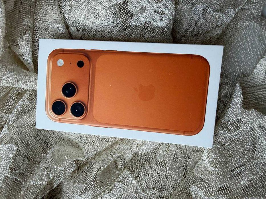 Новый iPhone 17 Pro 256GB, не активирован