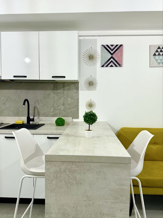 Cazare Iasi! Apartament in bloc nou - Cititi Descrierea