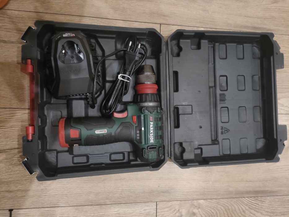 Винтоверт Parkside 12V