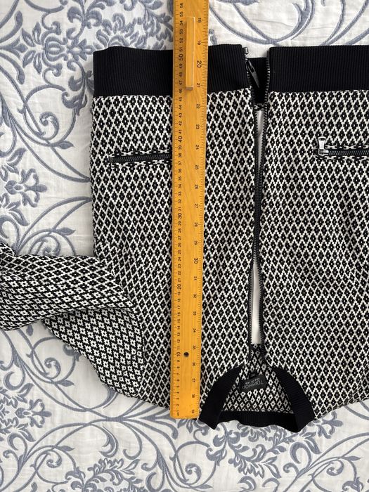 Бомбер твидовый эмираты