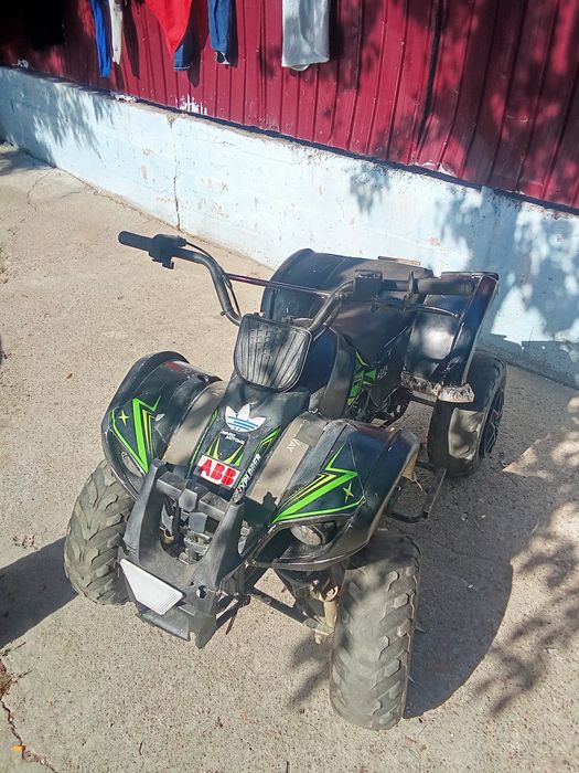 Fac scihb cu cross nu mă interesează scutere decât cros