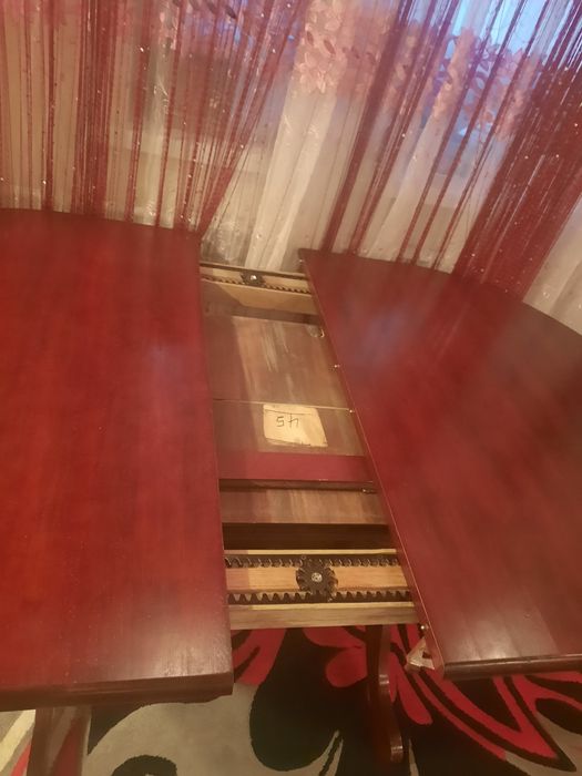 Продам стол б/у в хорошем состоянии