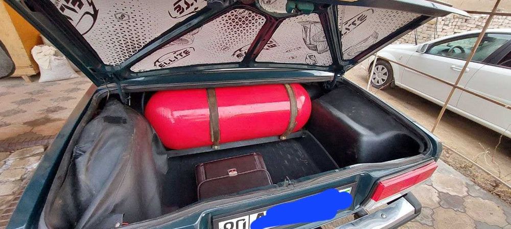 Ваз 2107 лада сотилади