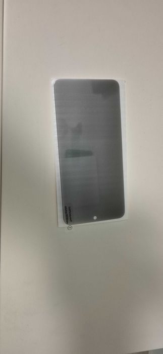 Силиконови протектори и екранни предпазители за Samsung Galaxy S21