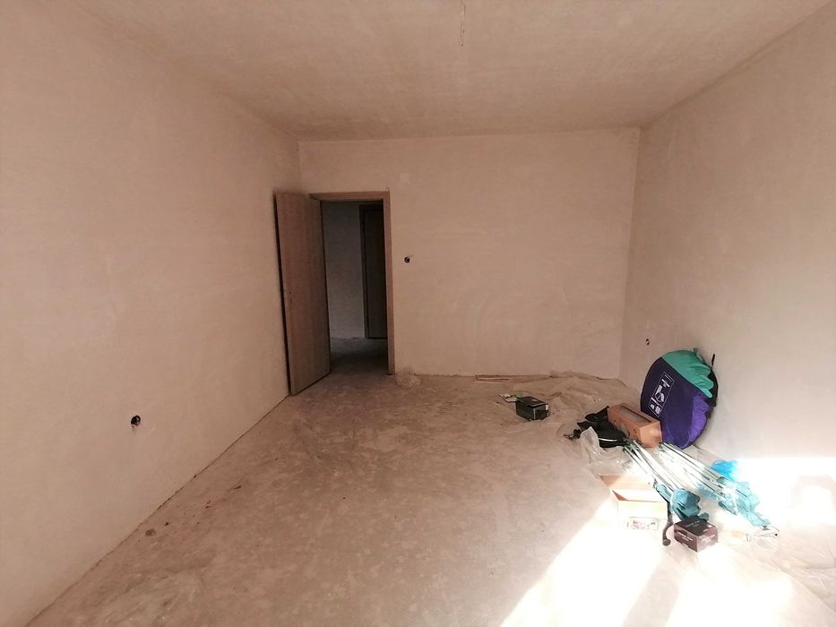 Продава се Тристаен апартамент в Стара Загора, Три чучура - юг - 130 кв.м за 654 €/кв.м - Снимка #11