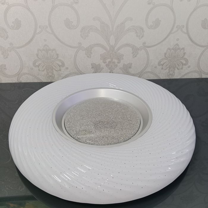 Люстра мерцающвя  светодиодная