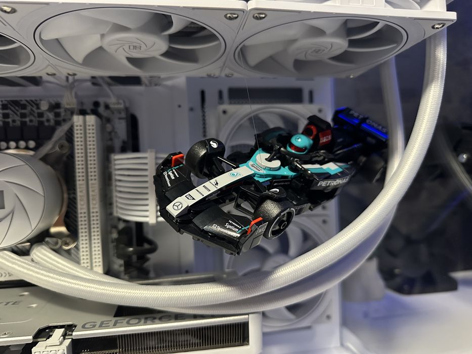 Vand PC de GAMING - 32GB RAM DDR5, RTX 4060, i5 12400F