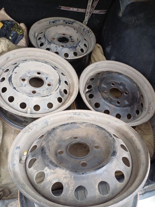 Продам диски на ниссан